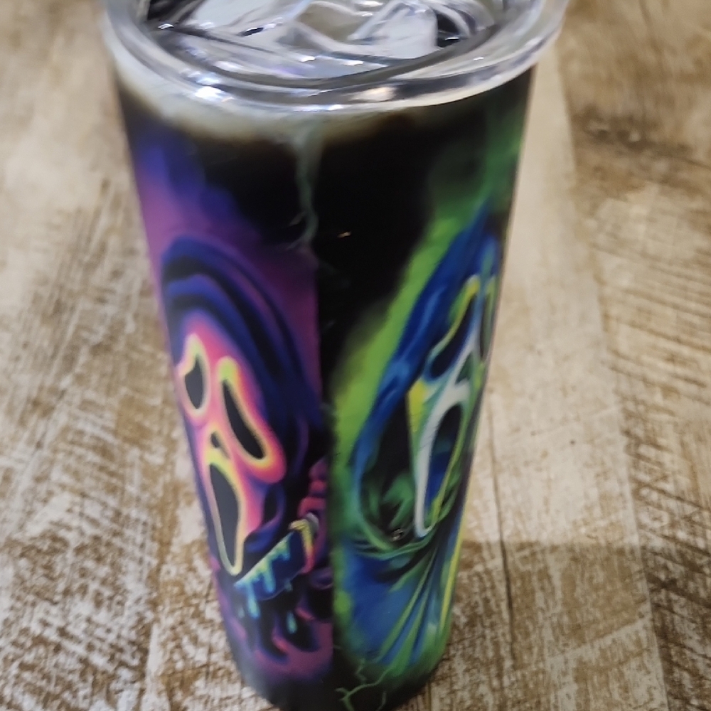 Scream Themed Travel Cup - Picture 8 of 13